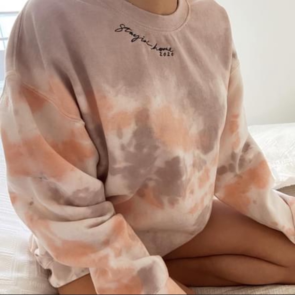 'Stayin Home 2020' Sweatshirt J BEE x Tatiana Soash Collab